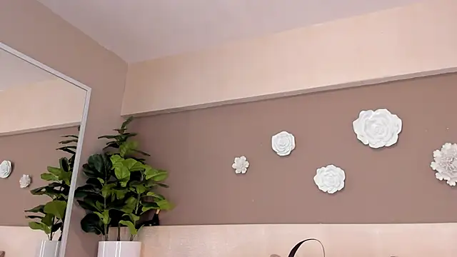 ariafoster - AriaFoster's free webcam