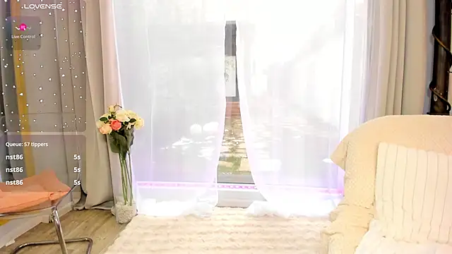 Selena_Reeves webcam