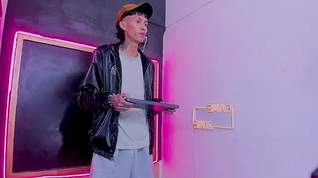 daniel_deluc77 - Daniel_Deluc77's free webcam