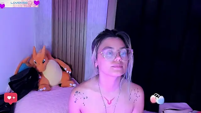 yukkykuran_ - YukkyKuran_'s free webcam - UK Sex Cams