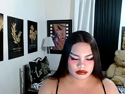 TSbrianaHugeCock webcam