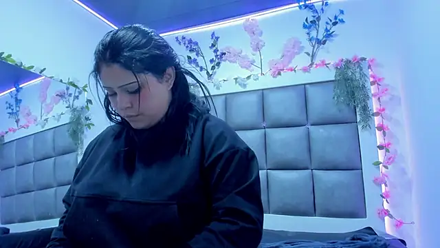 abbiecollins_js webcam