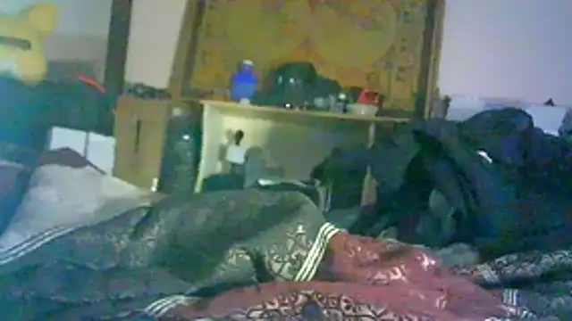 ON3YOULLN3VER_FIR3 webcam