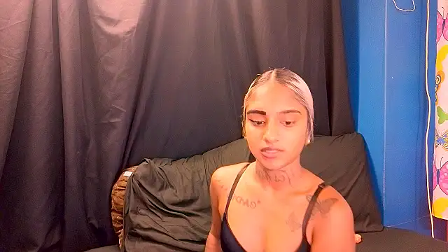 indiansumaya29 webcam