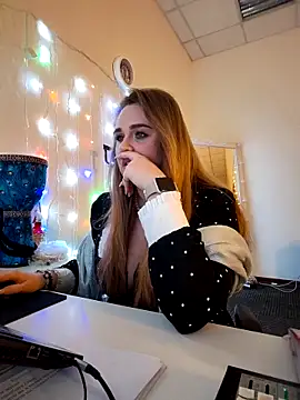 Juicy_PeachLux webcam