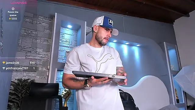 dominic_de_luca webcam