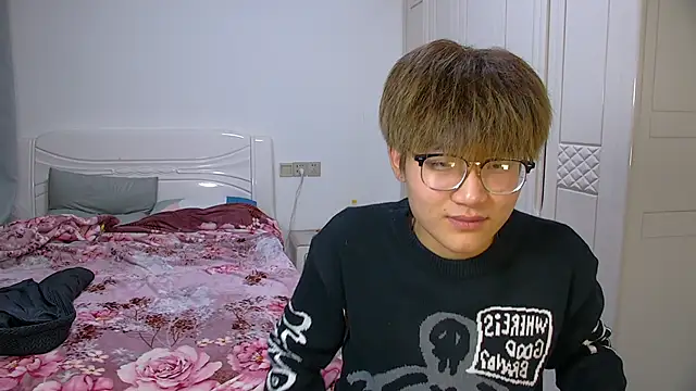 KK-cuteboy webcam