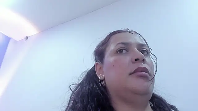 biiancacox - Biiancacox's free webcam - UK Sex Cams