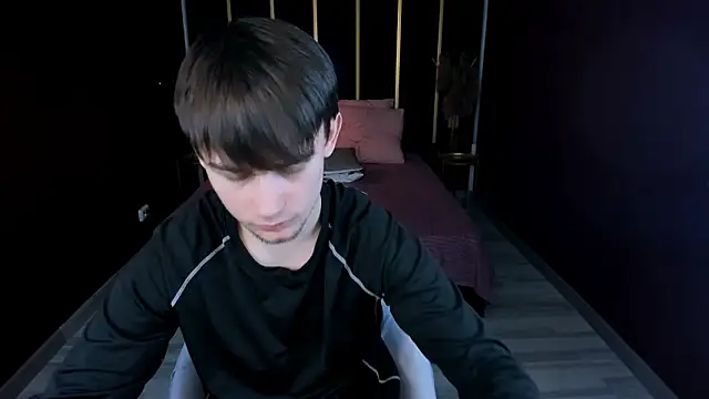 alejandroellias - AlejandroEllias's free webcam - UK Sex Cams