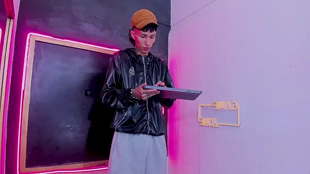 Daniel_Deluc77 webcam