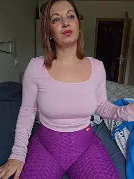 chaudesquirt (F young) - GROS GODE XL CHATTE + SNAP A VIE LT 👻