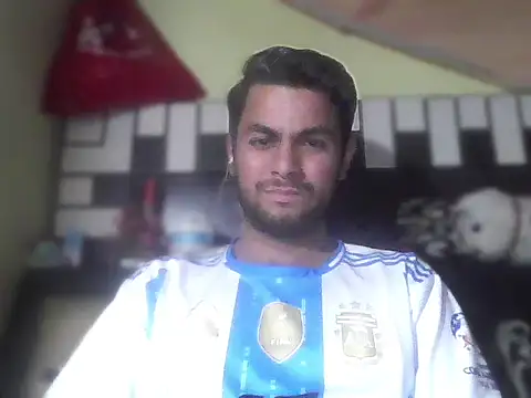 Stubborndesiboy webcam