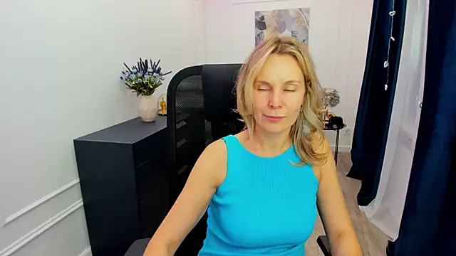 sinty_devis - Sinty_Devis's free webcam - UK Sex Cams