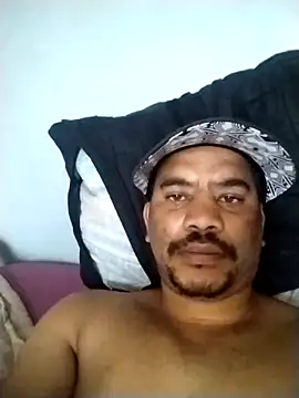 purplejuice777 - Purplejuice777's free webcam - UK Sex Cams