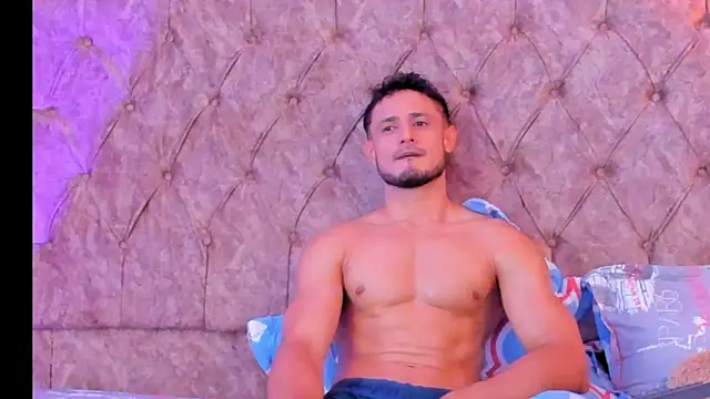 Adonys_Lewis_ webcam