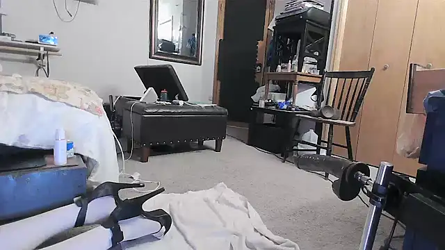 sissytrapdolly24 webcam