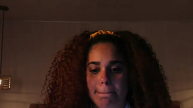 ninna_curly webcam