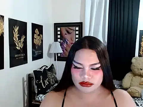 TSbrianaHugeCock webcam