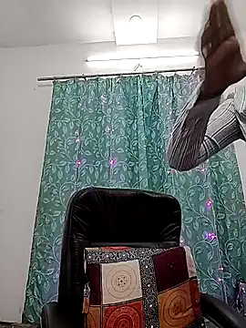 Webcam Model (SEEMA_127)  is live.Free join now!