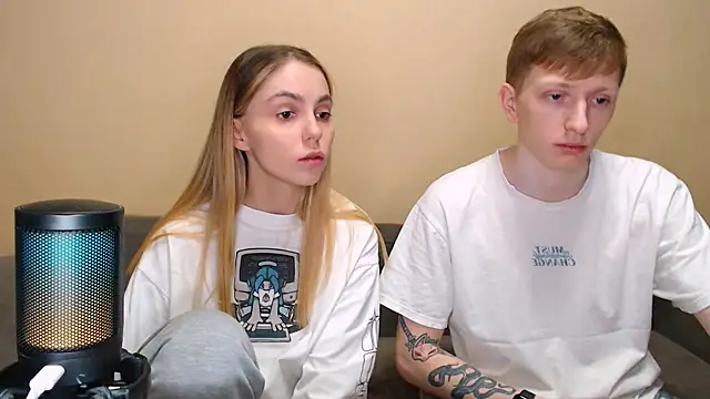 juliaanddima (G young) - blowjob naked