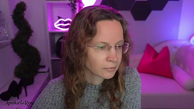 AnnikaRose webcam