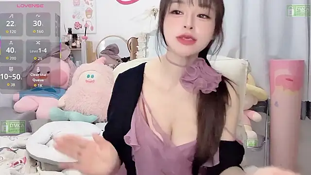 yoyo_520 (F young) - 上空小狗趴上帝視角5分鐘震出水