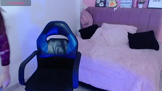 natasha_romanof18 - Natasha_Romanof18's free webcam - UK Sex Cams