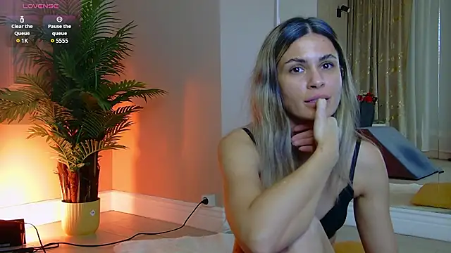 avril_cyrus - Avril_Cyrus's free webcam