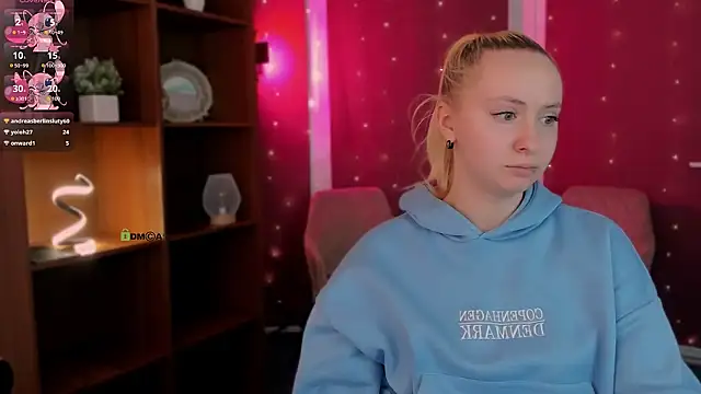 mila_glow1 - Mila_glow1's free webcam - UK Sex Cams