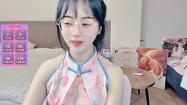 美女-ruoruo-在线直播