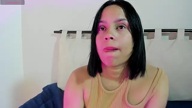 sophie_blake__ webcam