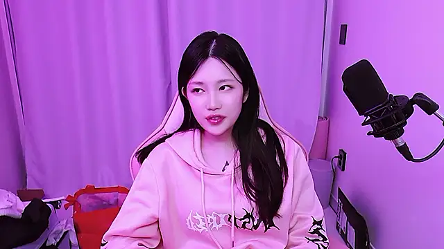 misa_02 - MISA_02's free webcam