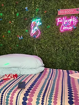 renathickass - RenaThickAss's free webcam