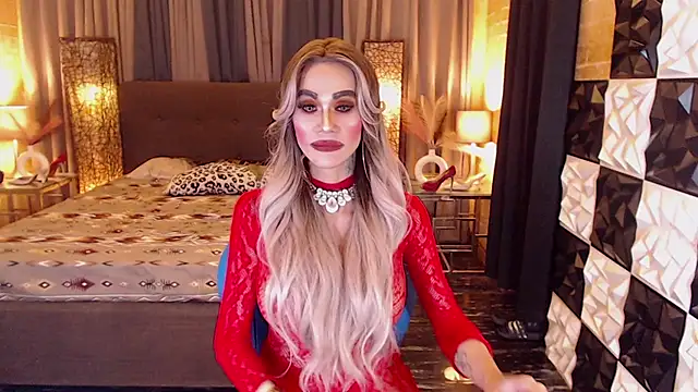 MonstrousCockDiva webcam