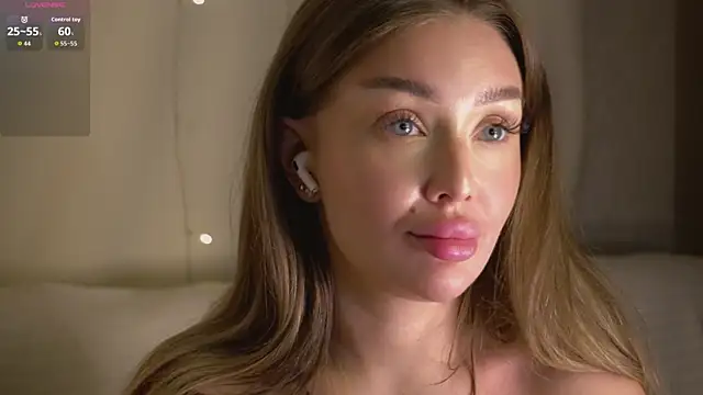 annybangs - AnnyBangs's free webcam