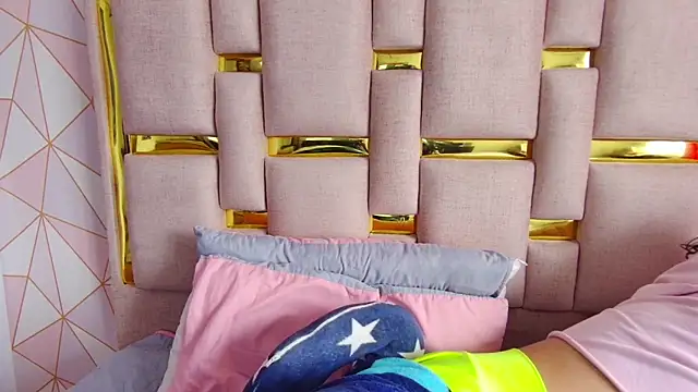 nina_carther - Nina_carther's free webcam - UK Sex Cams