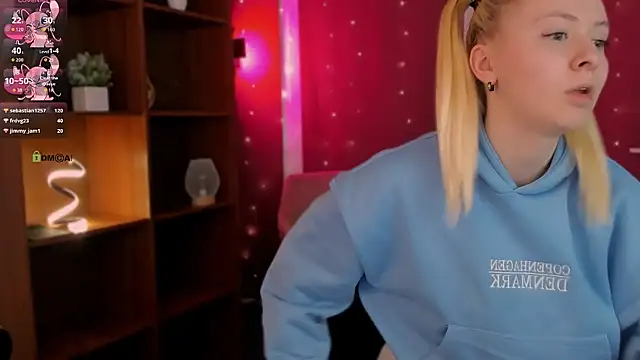 mila_glow1 - Mila_glow1's free webcam - UK Sex Cams