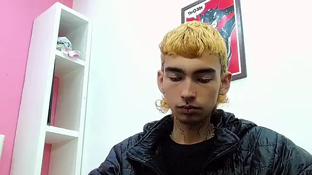 ttimy_x_boy webcam