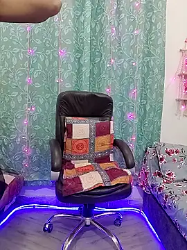 Webcam Model (SEEMA_127)  is live.Free join now!