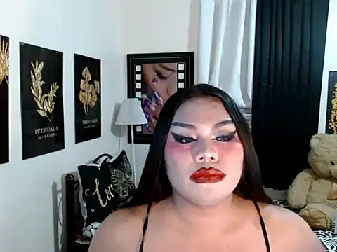 TSbrianaHugeCock webcam