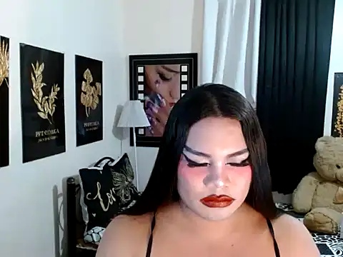 TSbrianaHugeCock webcam