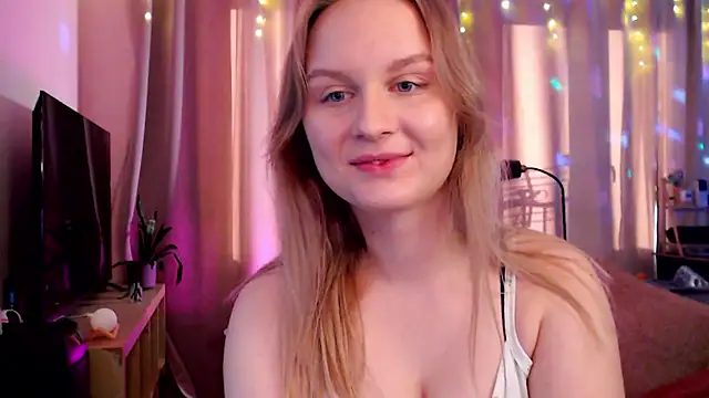 amelia_blondie webcam