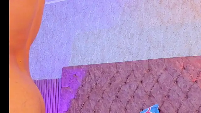 Adonys_Lewis_ webcam