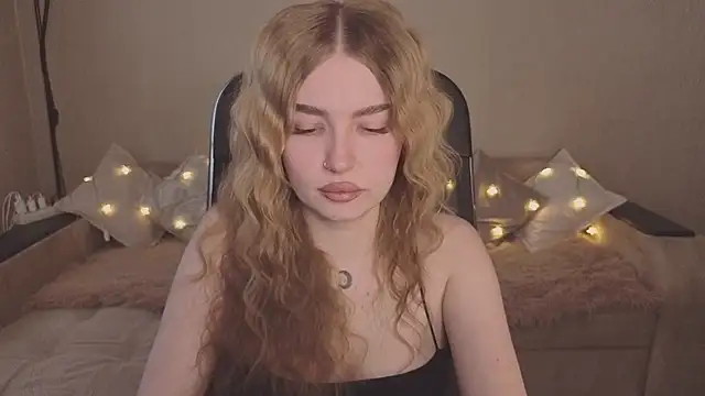 ViolettaLopez webcam