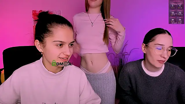 doll_vey - Doll_vey's free webcam - UK Sex Cams