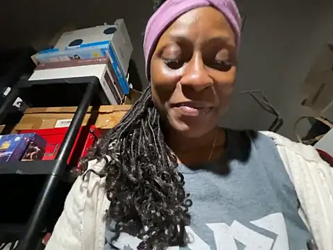 wynterheat (F milf) - 2 token turn up! CHEEK🍒CHECK 18+