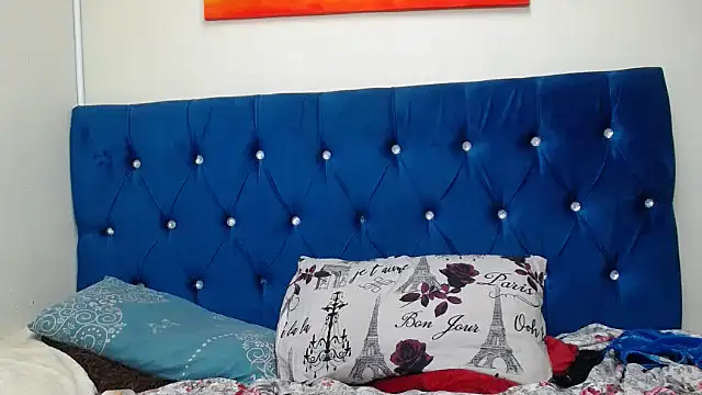 SexyDarkLadyXxx webcam