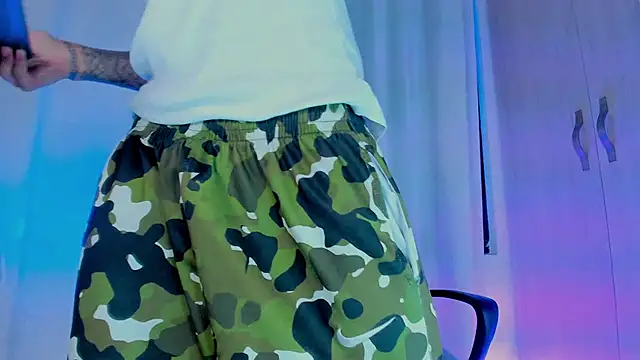 kings_ultimate - Kings_Ultimate's free webcam - UK Sex Cams