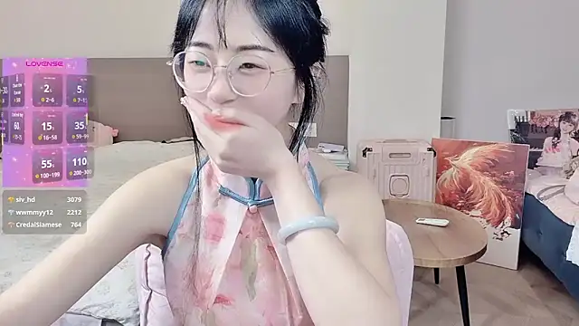 美女-ruoruo-在线直播