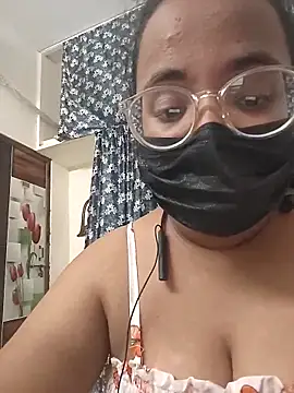 MaggieTelugu-15 webcam